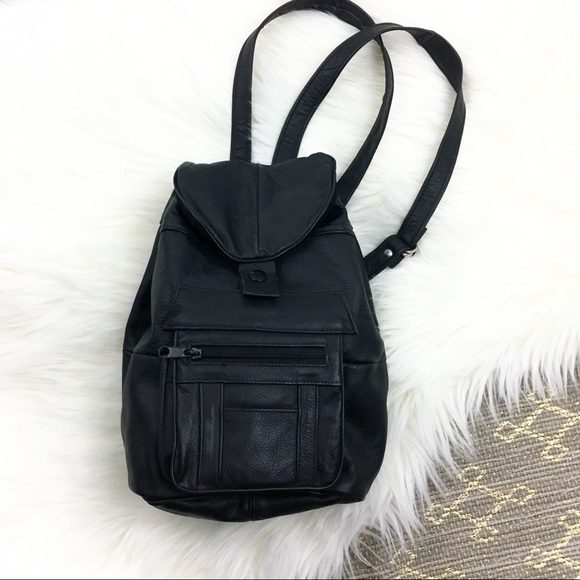 Vintage Handbags - Vintage Black Leather Mini Backpack